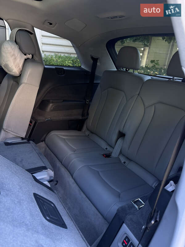 Внедорожник / Кроссовер Audi Q7 2019 в Киеве
