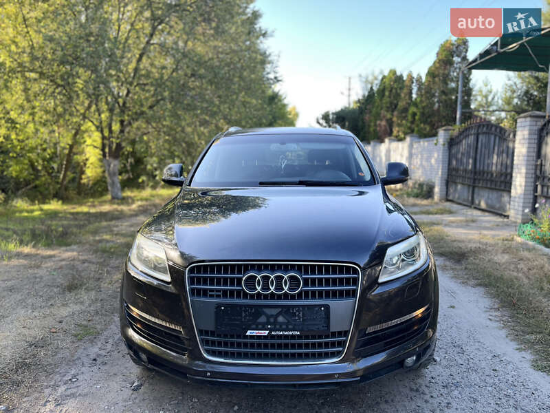 Позашляховик / Кросовер Audi Q7 2007 в Черкасах