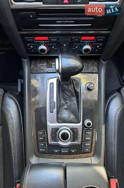 Внедорожник / Кроссовер Audi Q7 2013 в 