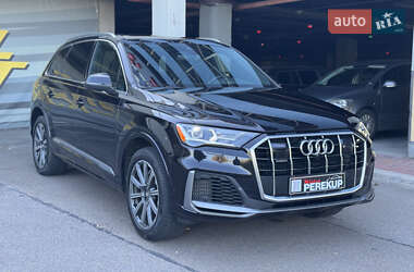 Внедорожник / Кроссовер Audi Q7 2019 в Киеве