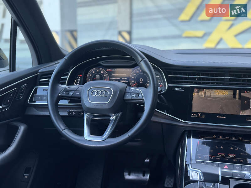 Позашляховик / Кросовер Audi Q7 2019 в Києві