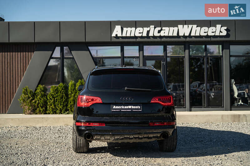 Внедорожник / Кроссовер Audi Q7 2010 в Черновцах