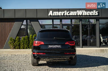 Позашляховик / Кросовер Audi Q7 2010 в 