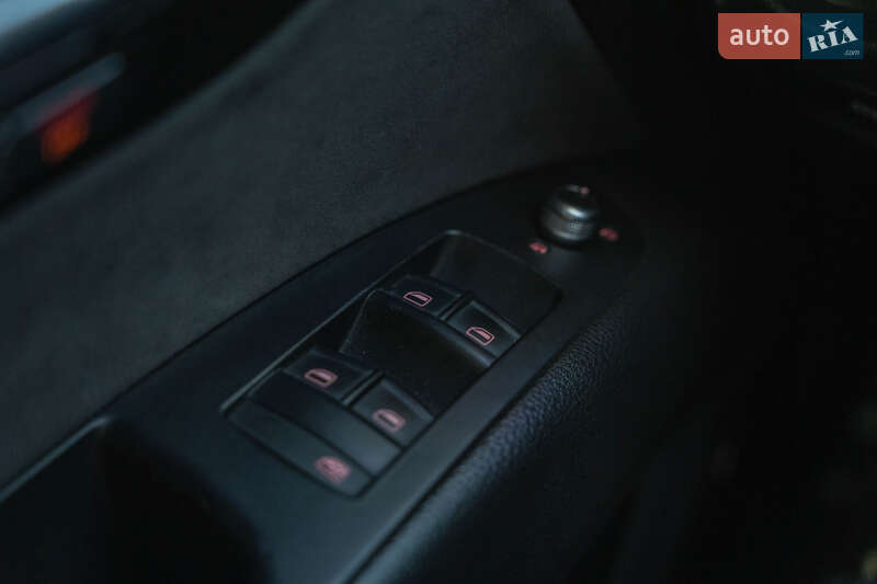 Внедорожник / Кроссовер Audi Q7 2010 в Черновцах