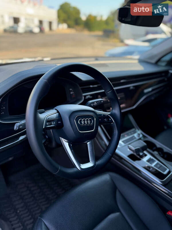 Позашляховик / Кросовер Audi Q7 2022 в Одесі фото 10 Позашляховик / Кросовер Audi Q7 2022 в Одесі