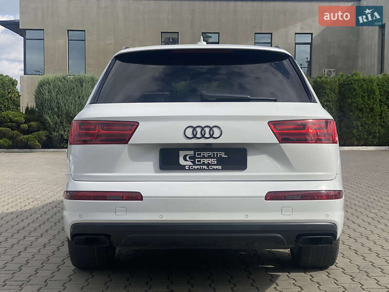 Внедорожник / Кроссовер Audi Q7 2018 в Луцке