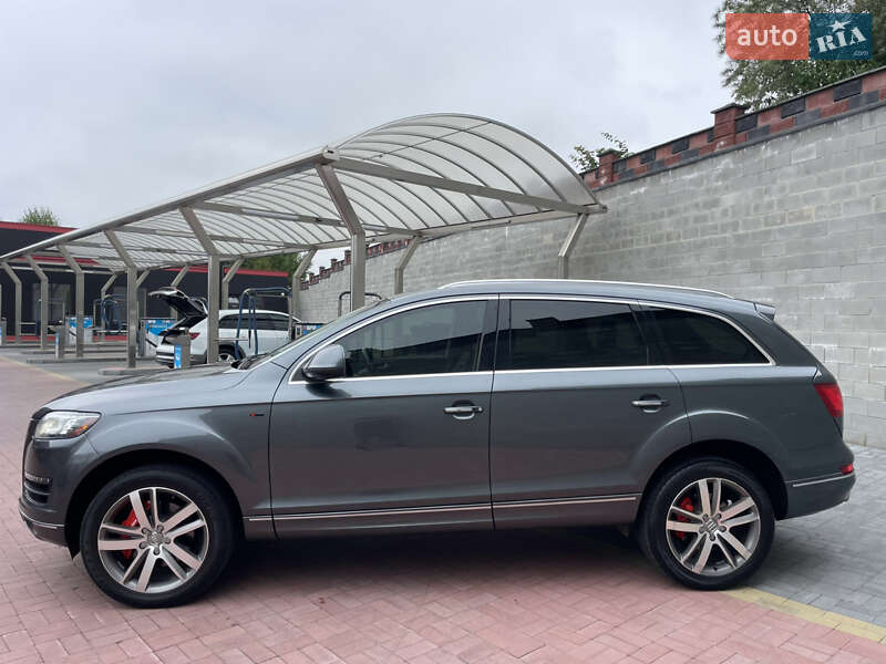 Внедорожник / Кроссовер Audi Q7 2015 в Ровно