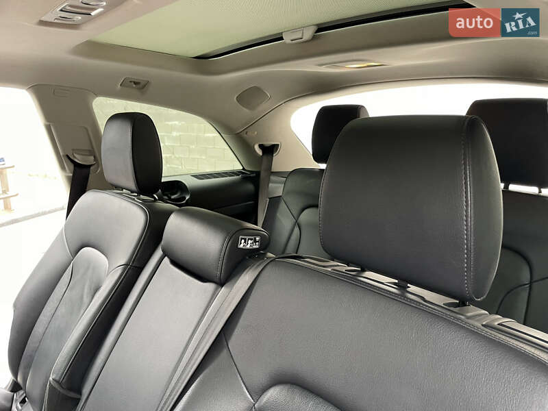 Внедорожник / Кроссовер Audi Q7 2015 в Ровно