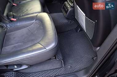 Позашляховик / Кросовер Audi Q7 2013 в 