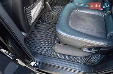 Позашляховик / Кросовер Audi Q7 2013 в 