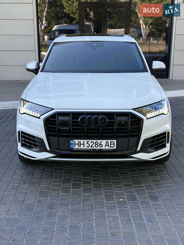 Позашляховик / Кросовер Audi Q7 2020 в Одесі