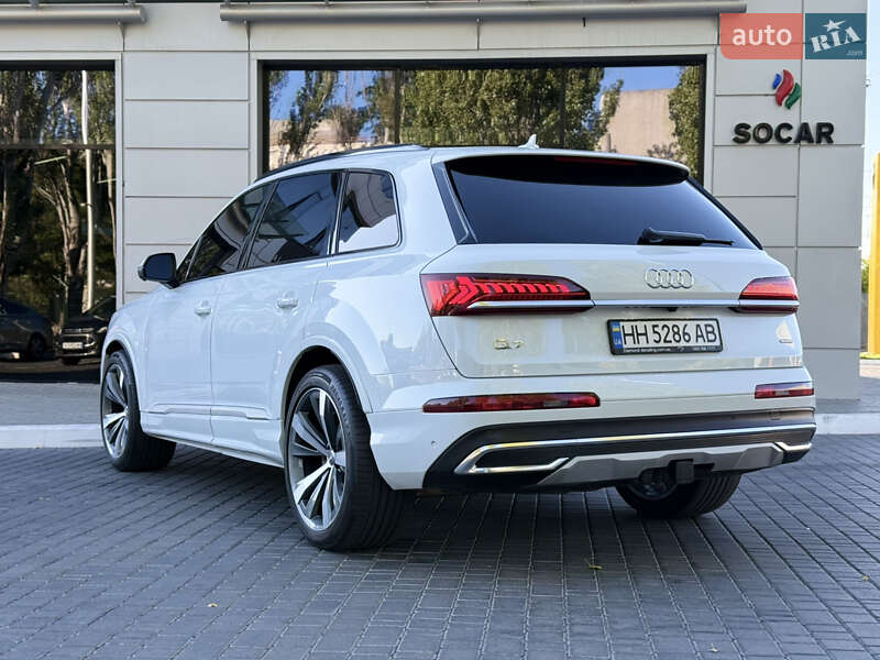 Позашляховик / Кросовер Audi Q7 2020 в Одесі