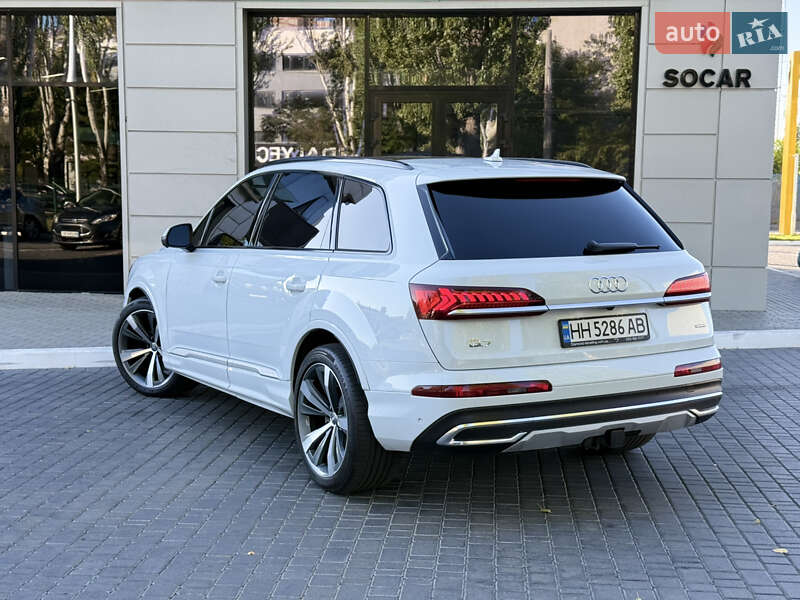 Позашляховик / Кросовер Audi Q7 2020 в Одесі