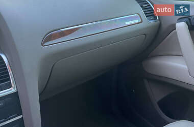 Внедорожник / Кроссовер Audi Q7 2013 в 
