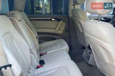 Внедорожник / Кроссовер Audi Q7 2013 в 