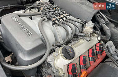 Внедорожник / Кроссовер Audi Q7 2007 в 