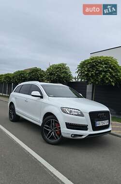 Внедорожник / Кроссовер Audi Q7 2013 в Киеве