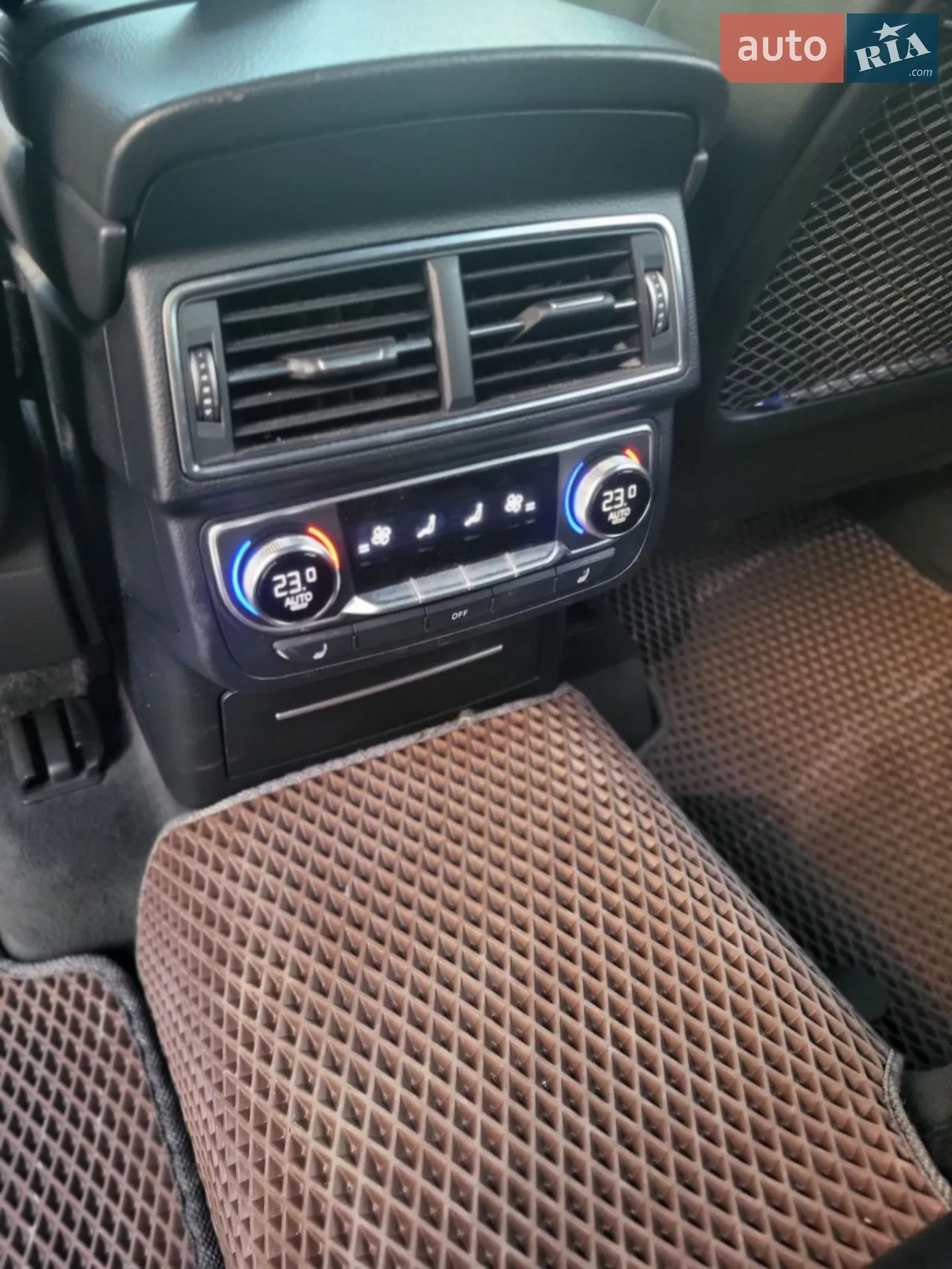 2015 Audi Q7 - мініатюра 16