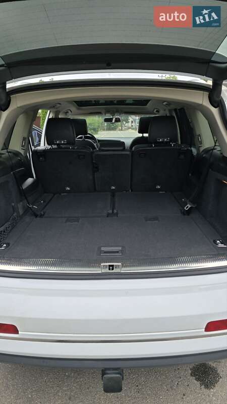 Внедорожник / Кроссовер Audi Q7 2013 в Киеве
