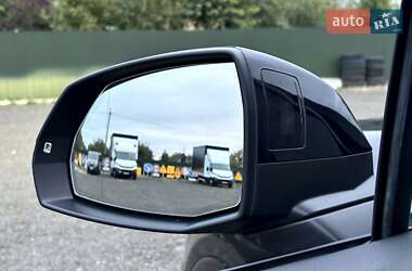 Внедорожник / Кроссовер Audi Q7 2019 в 