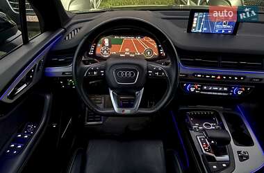 Внедорожник / Кроссовер Audi Q7 2019 в 
