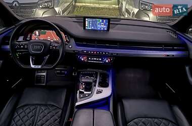 Внедорожник / Кроссовер Audi Q7 2019 в 