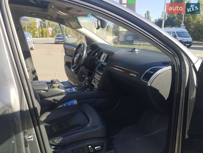 Позашляховик / Кросовер Audi Q7 2013 в Сумах