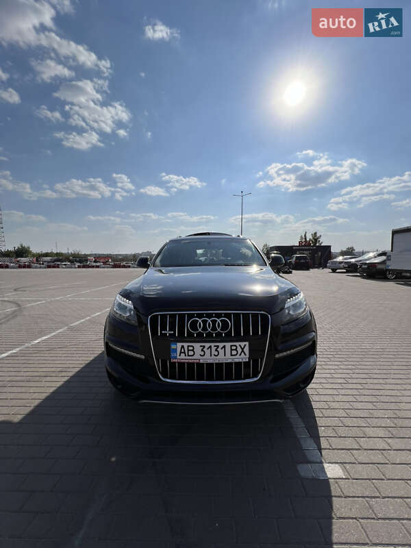Позашляховик / Кросовер Audi Q7 2012 в Вінниці