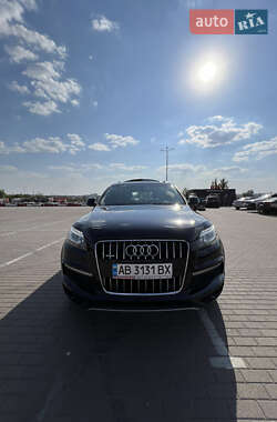 Внедорожник / Кроссовер Audi Q7 2012 в 