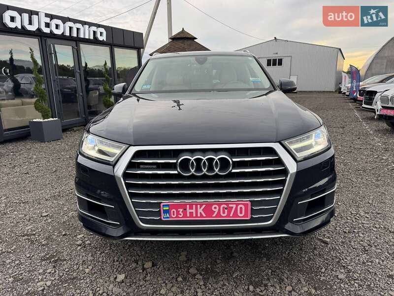 Позашляховик / Кросовер Audi Q7 2017 в Луцьку