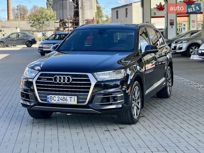 Позашляховик / Кросовер Audi Q7 2018 в Житомирі
