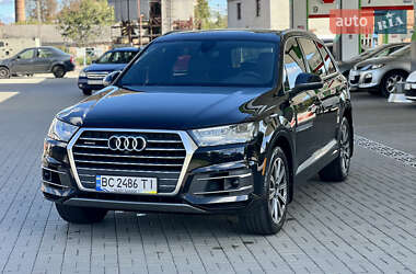 Внедорожник / Кроссовер Audi Q7 2018 в 