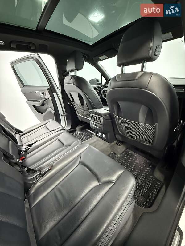 Позашляховик / Кросовер Audi Q7 2018 в Одесі