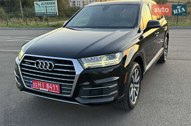 Позашляховик / Кросовер Audi Q7 2016 в 