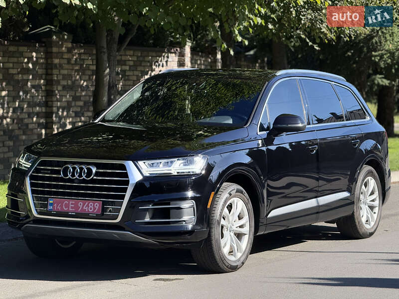 Внедорожник / Кроссовер Audi Q7 2017 в Киеве