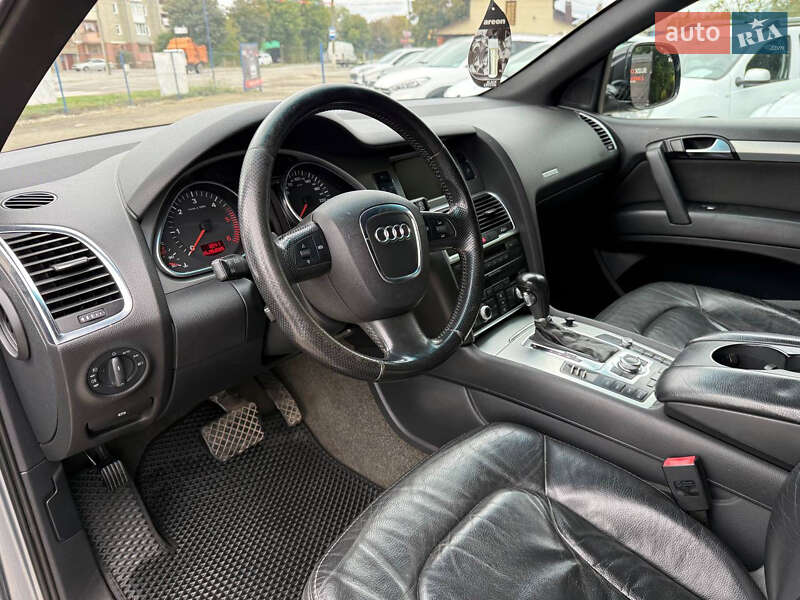 Позашляховик / Кросовер Audi Q7 2006 в Коломиї