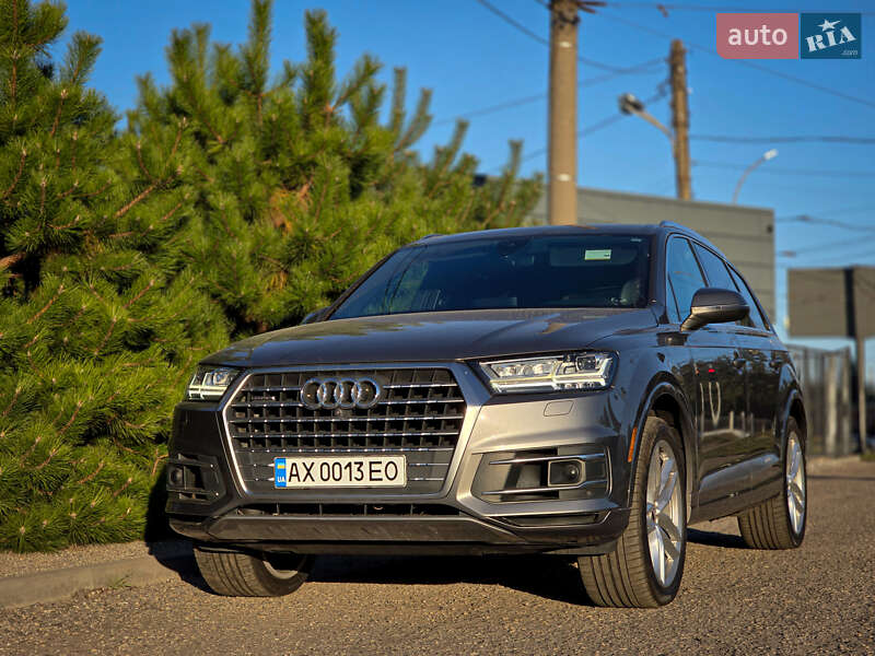 Позашляховик / Кросовер Audi Q7 2017 в Харкові