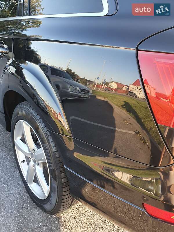 Позашляховик / Кросовер Audi Q7 2010 в Вінниці