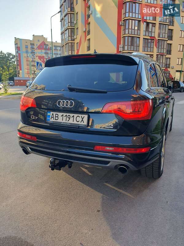 Позашляховик / Кросовер Audi Q7 2010 в Вінниці