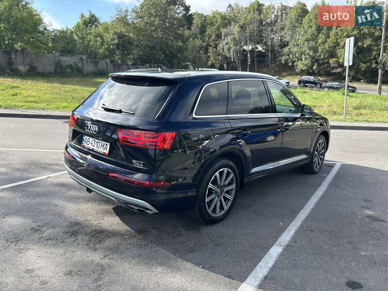 Позашляховик / Кросовер Audi Q7 2016 в Вінниці