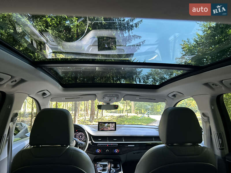 Позашляховик / Кросовер Audi Q7 2016 в Вінниці
