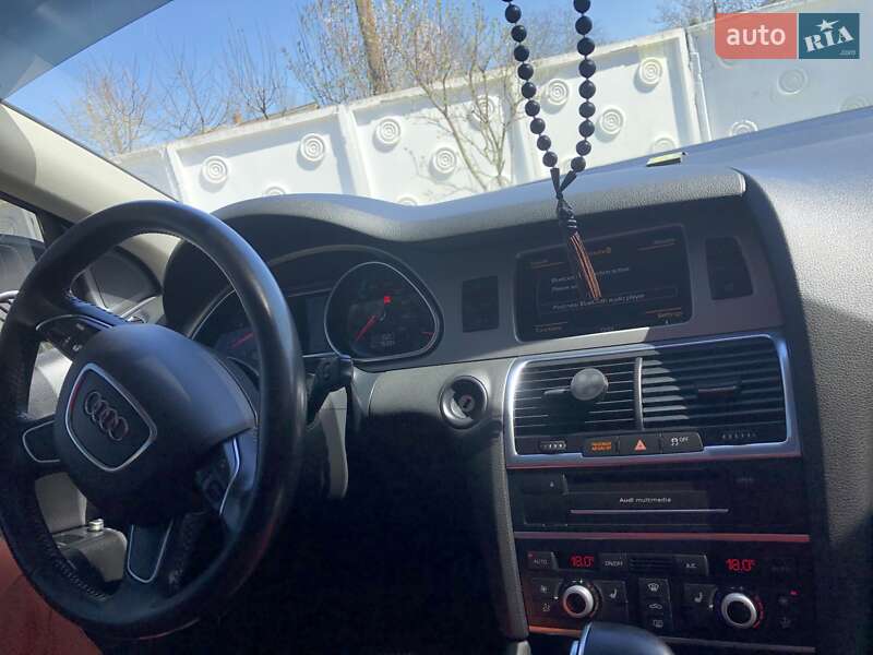 Внедорожник / Кроссовер Audi Q7 2015 в Ровно фото 7 Внедорожник / Кроссовер Audi Q7 2015 в Ровно