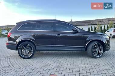 Внедорожник / Кроссовер Audi Q7 2011 в 