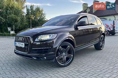 Позашляховик / Кросовер Audi Q7 2011 в Золочеві