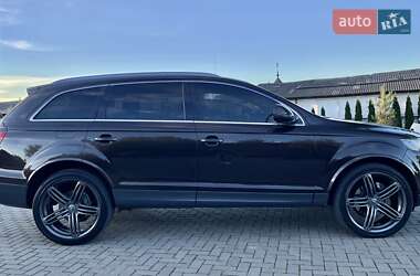 Внедорожник / Кроссовер Audi Q7 2011 в 