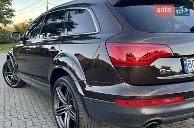 Внедорожник / Кроссовер Audi Q7 2011 в 