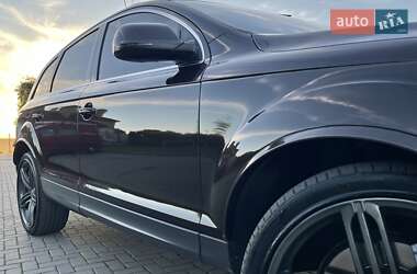 Внедорожник / Кроссовер Audi Q7 2011 в 