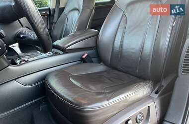 Внедорожник / Кроссовер Audi Q7 2011 в 