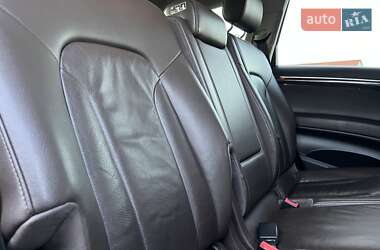Внедорожник / Кроссовер Audi Q7 2011 в 