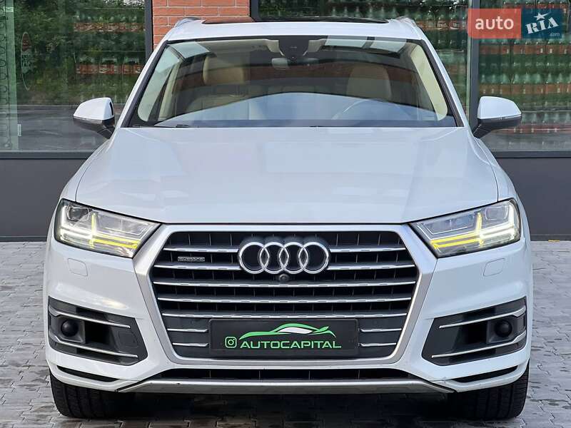Внедорожник / Кроссовер Audi Q7 2018 в Киеве